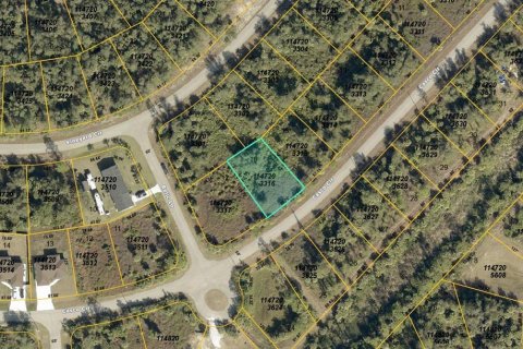 Terreno en venta en North Port, Florida № 2235207 - foto 2