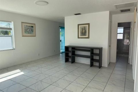 Apartment in Bradenton, Florida 2 bedrooms, 145.3 sq.m. № 2218367 - photo 8