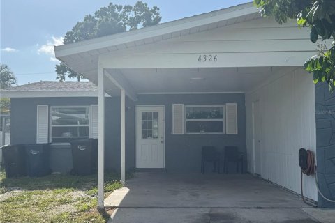 Apartment in Bradenton, Florida 2 bedrooms, 145.3 sq.m. № 2218367