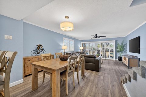 Adosado en venta en Seminole, Florida, 3 dormitorios, 162.49 m2 № 2092072 - foto 11