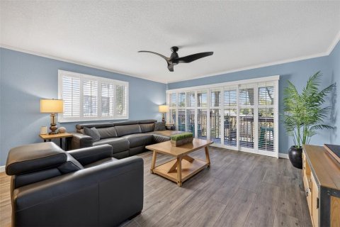 Adosado en venta en Seminole, Florida, 3 dormitorios, 162.49 m2 № 2092072 - foto 4
