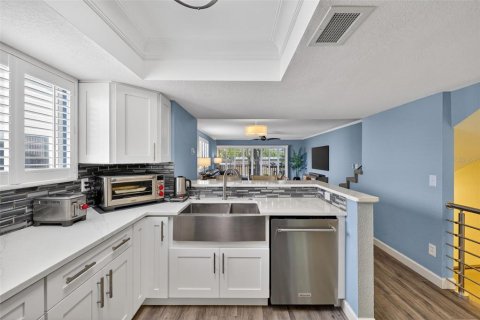 Adosado en venta en Seminole, Florida, 3 dormitorios, 162.49 m2 № 2092072 - foto 13