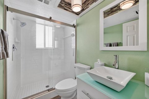 Adosado en venta en Seminole, Florida, 3 dormitorios, 162.49 m2 № 2092072 - foto 21