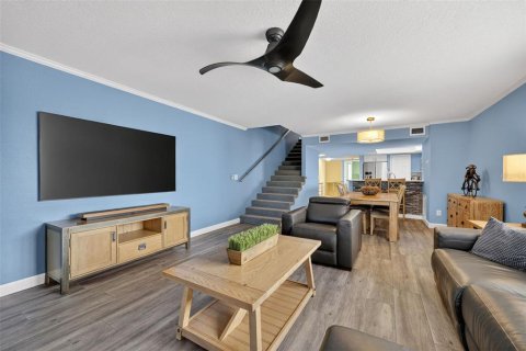 Adosado en venta en Seminole, Florida, 3 dormitorios, 162.49 m2 № 2092072 - foto 6