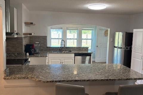 Casa en venta en Saint Petersburg, Florida, 3 dormitorios, 122.82 m2 № 2104318 - foto 8