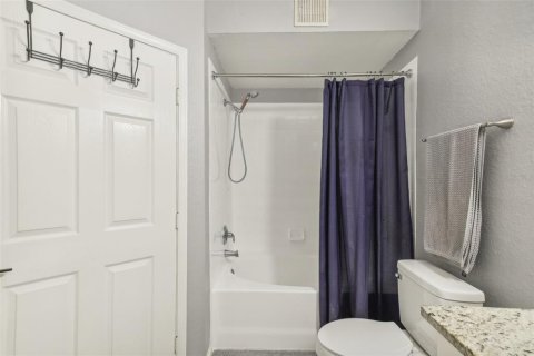 Condo in Temple Terrace, Florida, 1 bedroom  № 1388634 - photo 23