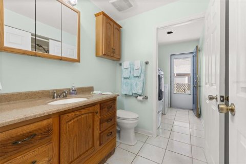 House in Kissimmee, Florida 4 bedrooms, 200.39 sq.m. № 2224488 - photo 29