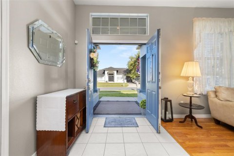 House in Kissimmee, Florida 4 bedrooms, 200.39 sq.m. № 2224488 - photo 5