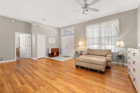 House in Kissimmee, Florida 4 bedrooms, 200.39 sq.m. № 2224488 - photo 7