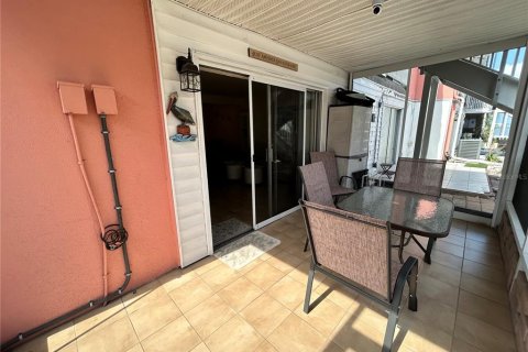 Condominio en alquiler en Saint Petersburg, Florida, 1 dormitorio, 73.11 m2 № 1684728 - foto 19