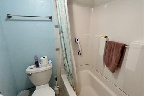 Condominio en alquiler en Saint Petersburg, Florida, 1 dormitorio, 73.11 m2 № 1684728 - foto 11