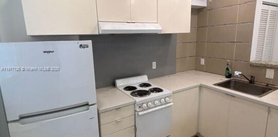 Квартира в Майами, Флорида 1 спальня, 46.45м2 № 1973396