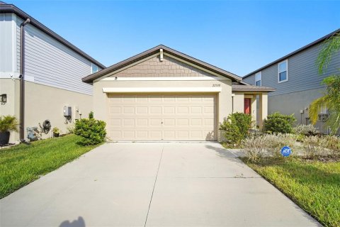 Casa en alquiler en Land O' Lakes, Florida, 3 dormitorios, 134.8 m2 № 1905151 - foto 1