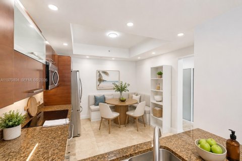 Condominio en venta en Aventura, Florida, 2 dormitorios, 187.66 m2 № 2241479 - foto 4