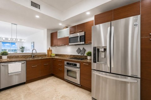 Condominio en venta en Aventura, Florida, 2 dormitorios, 187.66 m2 № 2241479 - foto 5