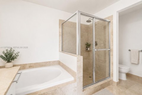 Condominio en venta en Aventura, Florida, 2 dormitorios, 187.66 m2 № 2241479 - foto 9