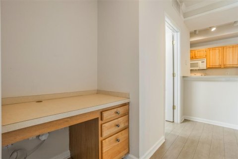 Купить кондоминиум в Орландо, Флорида 5 комнат, 104.05м2, № 1903547 - фото 14