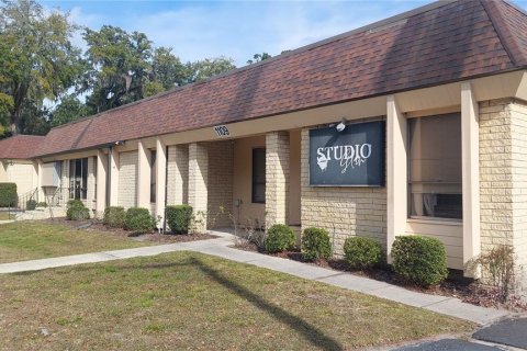 Commercial property in Gainesville, Florida 546.36 sq.m. № 2129280 - photo 6