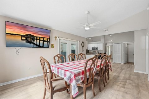 Casa en venta en Deltona, Florida, 3 dormitorios, 160.35 m2 № 2157004 - foto 20