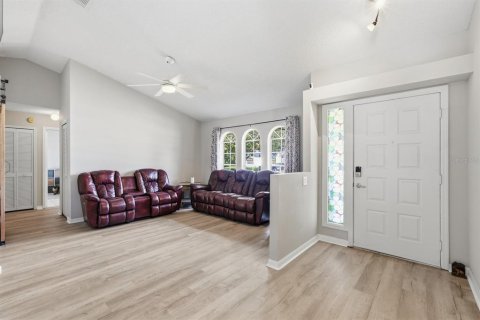 Casa en venta en Deltona, Florida, 3 dormitorios, 160.35 m2 № 2157004 - foto 7
