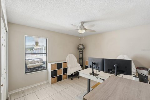 Casa en venta en Deltona, Florida, 3 dormitorios, 160.35 m2 № 2157004 - foto 28