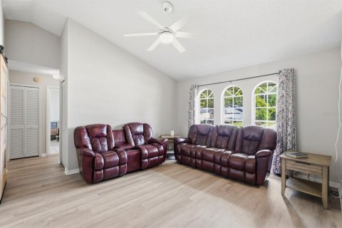 Casa en venta en Deltona, Florida, 3 dormitorios, 160.35 m2 № 2157004 - foto 8
