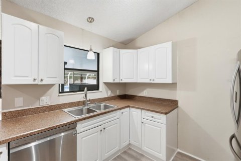 Casa en venta en Deltona, Florida, 3 dormitorios, 160.35 m2 № 2157004 - foto 15