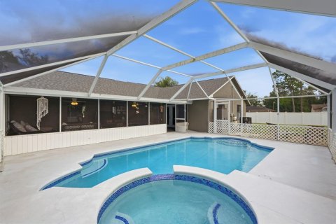 Casa en venta en Deltona, Florida, 3 dormitorios, 160.35 m2 № 2157004 - foto 4
