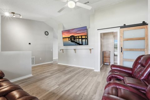 Casa en venta en Deltona, Florida, 3 dormitorios, 160.35 m2 № 2157004 - foto 10