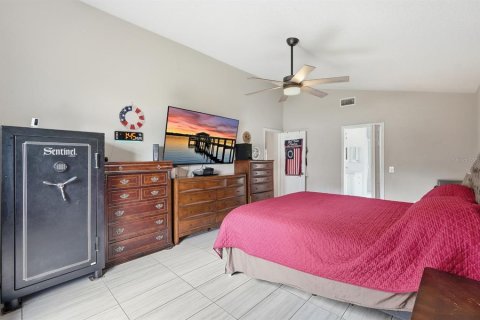 Casa en venta en Deltona, Florida, 3 dormitorios, 160.35 m2 № 2157004 - foto 22
