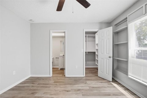 Casa en venta en Tarpon Springs, Florida, 4 dormitorios, 127.46 m2 № 2132126 - foto 19