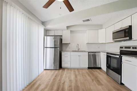 Casa en venta en Tarpon Springs, Florida, 4 dormitorios, 127.46 m2 № 2132126 - foto 13