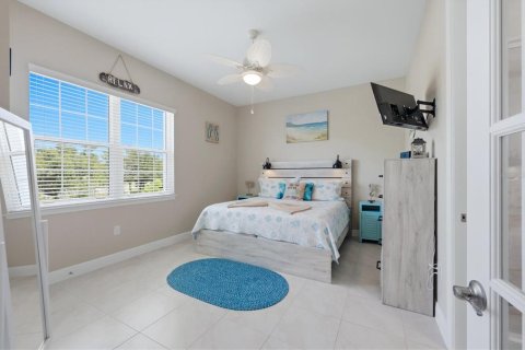 Townhouse in Placida, Florida 3 bedrooms, 222.04 sq.m. № 2231877 - photo 19