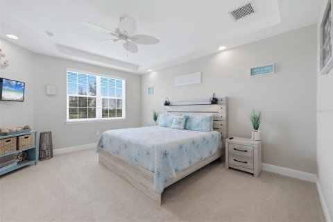 Townhouse in Placida, Florida 3 bedrooms, 222.04 sq.m. № 2231877 - photo 21