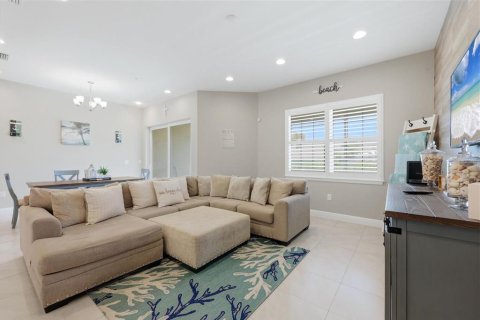 Townhouse in Placida, Florida 3 bedrooms, 222.04 sq.m. № 2231877 - photo 7