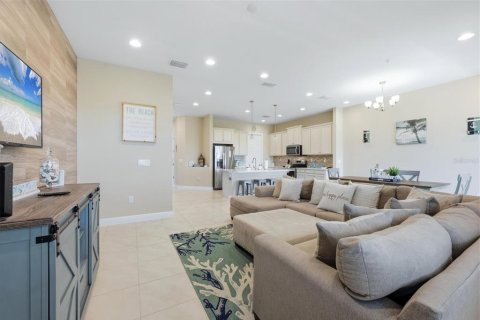 Townhouse in Placida, Florida 3 bedrooms, 222.04 sq.m. № 2231877 - photo 6