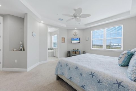 Townhouse in Placida, Florida 3 bedrooms, 222.04 sq.m. № 2231877 - photo 22
