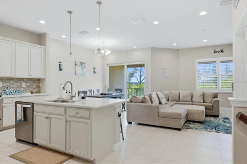 Townhouse in Placida, Florida 3 bedrooms, 222.04 sq.m. № 2231877 - photo 14
