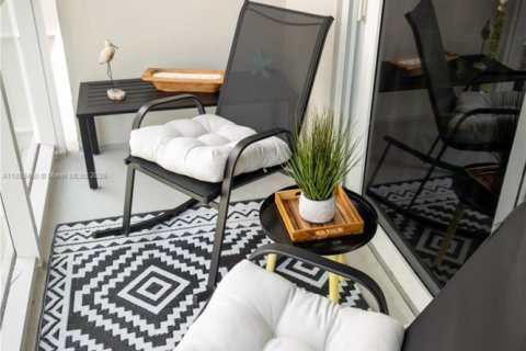 Copropriété à vendre à Sunny Isles Beach, Floride: 33.44 m2 № 1945509 - photo 20