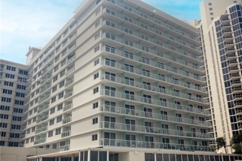 Copropriété à vendre à Sunny Isles Beach, Floride: 33.44 m2 № 1945509 - photo 25