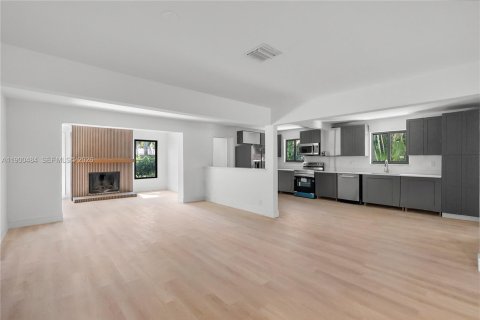 Casa en venta en Jupiter, Florida, 3 dormitorios, 168.71 m2 № 1952063 - foto 11