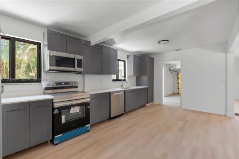 Casa en venta en Jupiter, Florida, 3 dormitorios, 168.71 m2 № 1952063 - foto 9