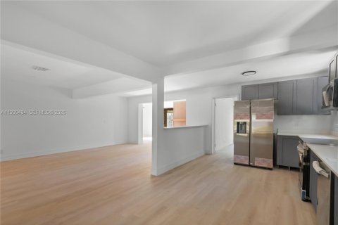 Casa en venta en Jupiter, Florida, 3 dormitorios, 168.71 m2 № 1952063 - foto 7