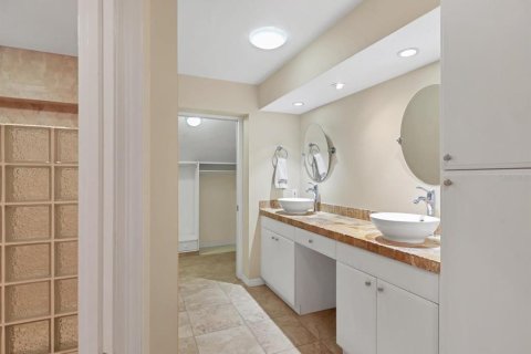 Casa en venta en Sarasota, Florida, 4 dormitorios, 254.74 m2 № 1917953 - foto 26