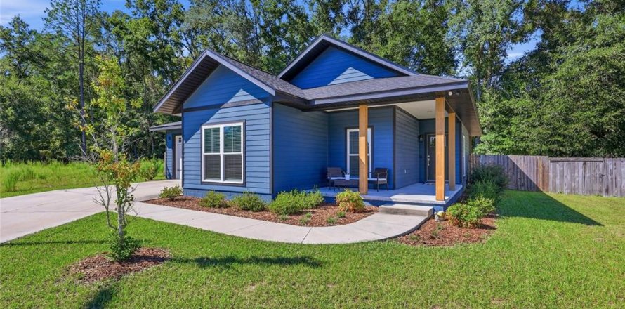 Villa ou maison à High Springs, Floride 3 chambres, 123.37 m2 № 2418603