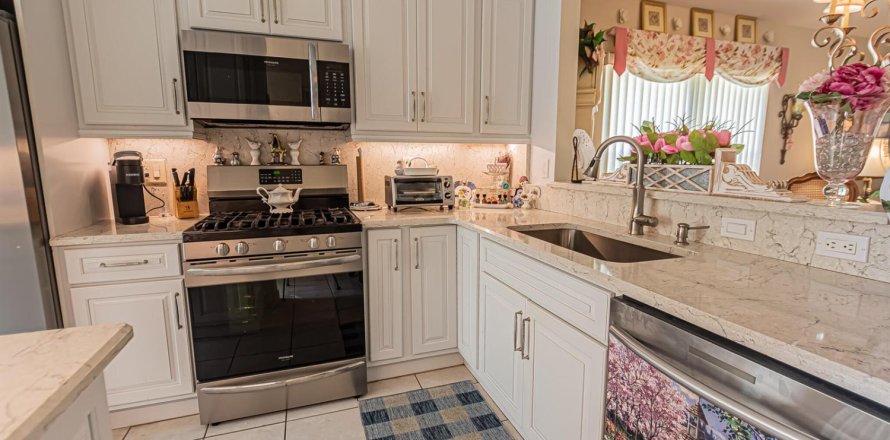 Casa en Port St. Lucie, Florida 2 dormitorios, 121.79 m2 № 2191204