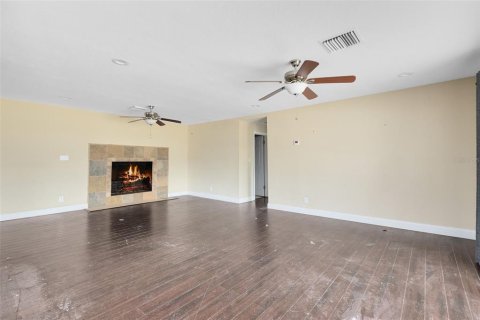 House in Apopka, Florida 4 bedrooms, 224.45 sq.m. № 1649258 - photo 3