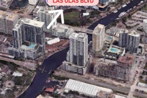 Casa en venta en Fort Lauderdale, Florida, 3 dormitorios, 232.07 m2 № 1992691 - foto 30