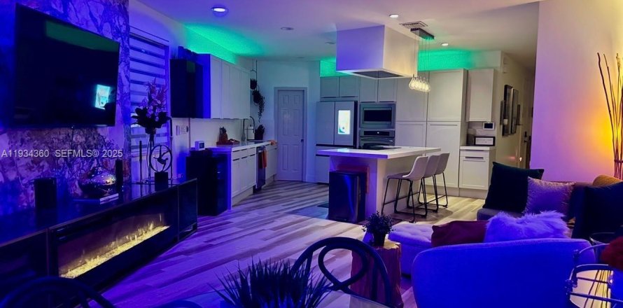 Casa en Fort Lauderdale, Florida 3 dormitorios, 232.07 m2 № 1992691