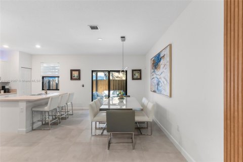 Купить таунхаус в Хомстед, Флорида 3 спальни, 169.08м2, № 1974560 - фото 9